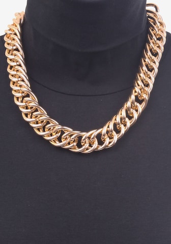 J. Jayz Necklace in Gold: front