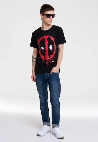 LOGOSHIRT Shirt 'Marvel Deadpool Face' in Zwart