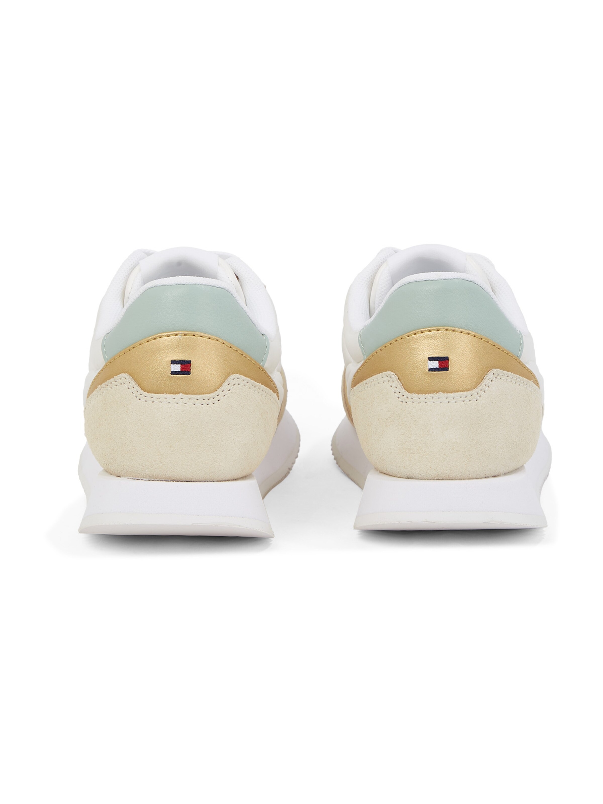 TOMMY HILFIGER Matalavartiset tennarit 'ESSENTIAL' värissä valkoinen