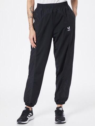 ADIDAS ORIGINALS Tapered Hose in Schwarz: Vorderseite