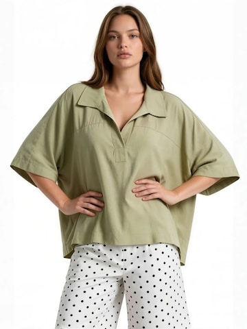 Busem Blouse in Groen: voorkant