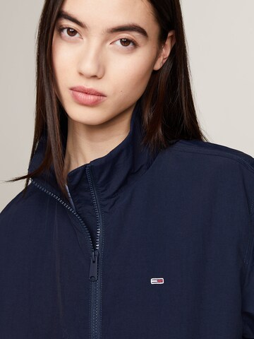 Tommy Jeans Jacke 'Essential' in Blau