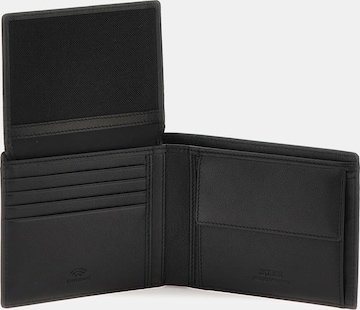 GUESS Wallet 'New Boston' in Black