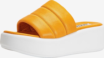 INUOVO Mules in Orange: front