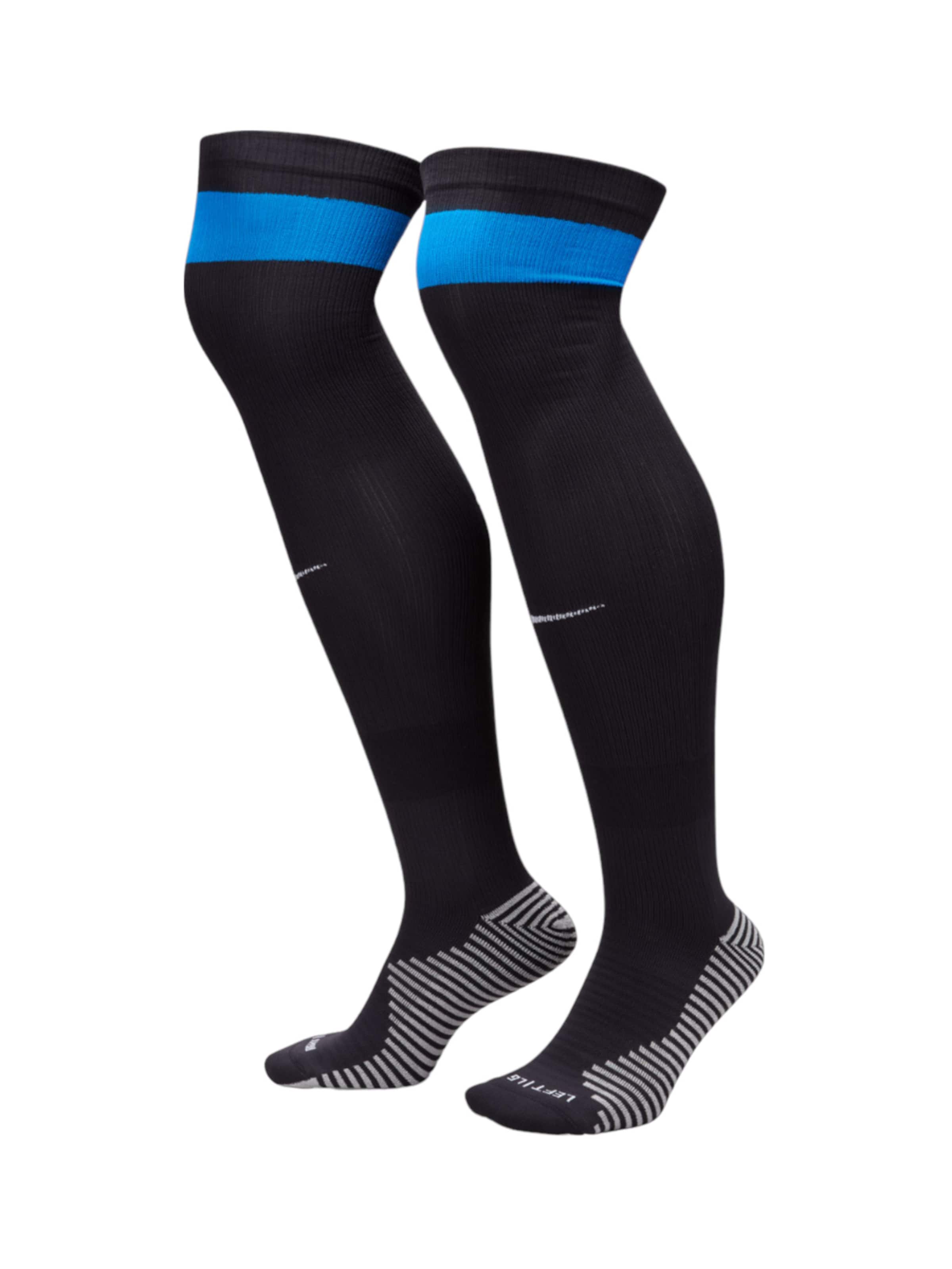 melns NIKE Pusgarās zeķes: no priekšpuses