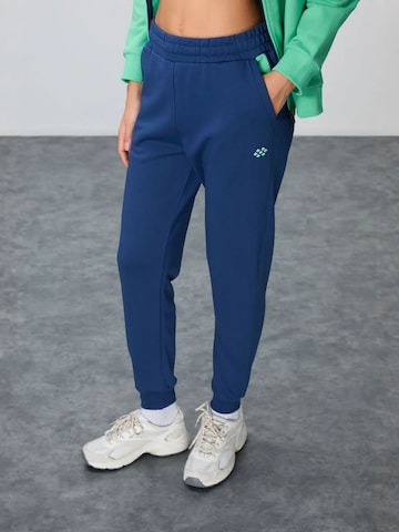 Tommy Life Sweatsuit in Blue