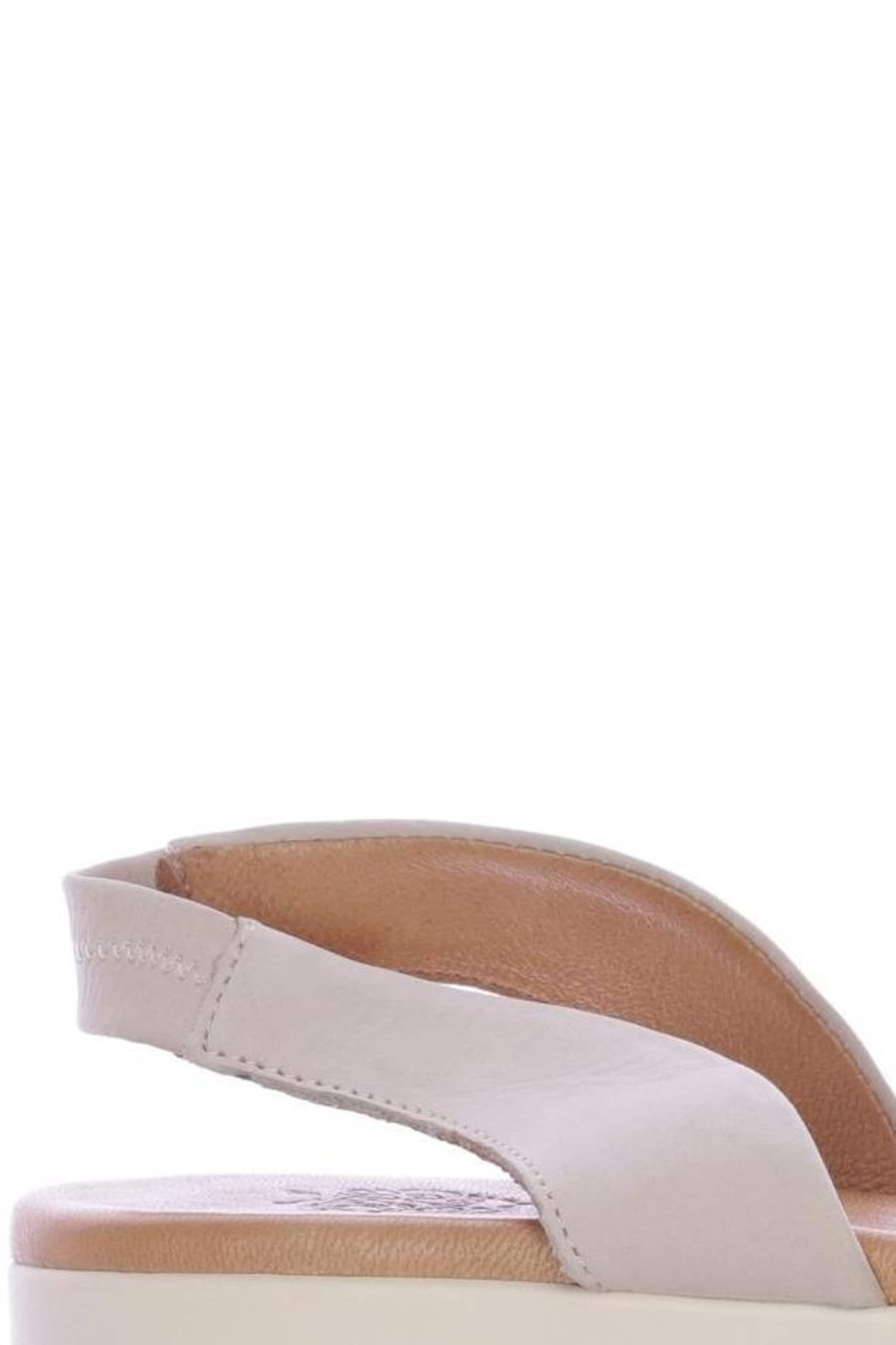 Apple of Eden Sandals & High-Heeled Sandals in 39 in Beige