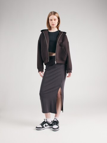 Noisy may Skirt 'NMATHEA' in Grey