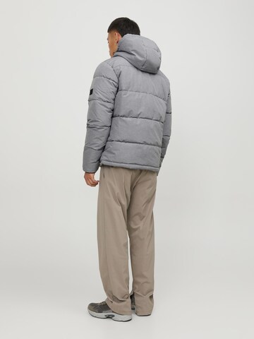 JACK & JONES - Chaqueta de invierno 'JJMason' en gris