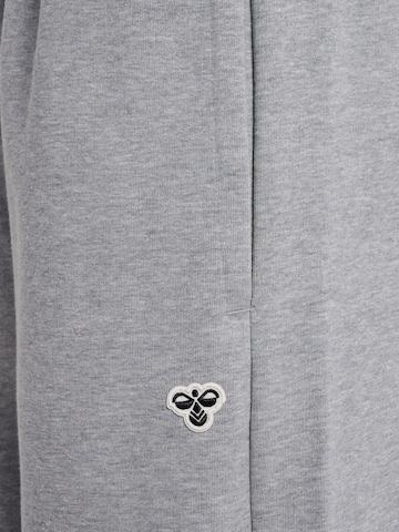 Hummel Loose fit Trousers in Grey