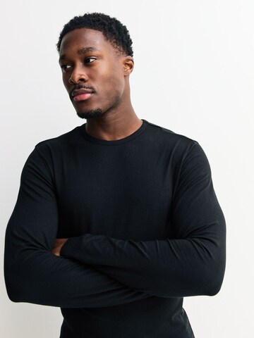 NextDuga pidžama - crna boja