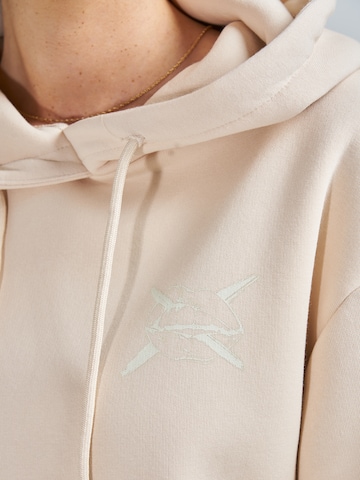 ABOUT YOU x Swalina&Linus - Sudadera 'Tamme' en beige