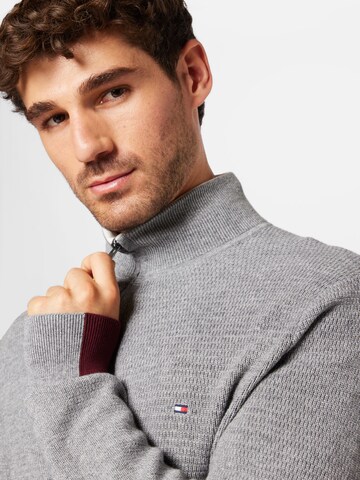 TOMMY HILFIGER Knit Cardigan in Grey