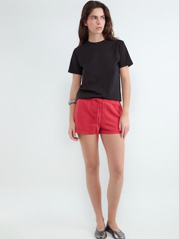 BALMOHK Paita värissä musta