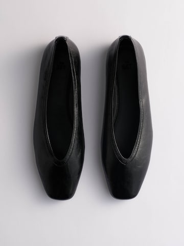 The Set - Sabrina em preto