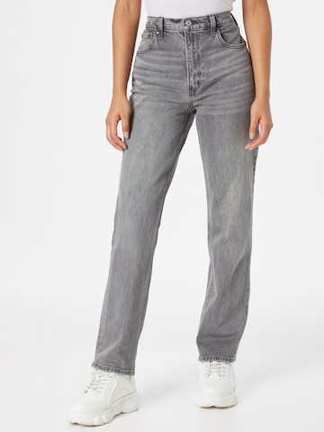 Regular Jeans de la Abercrombie & Fitch pe gri: față