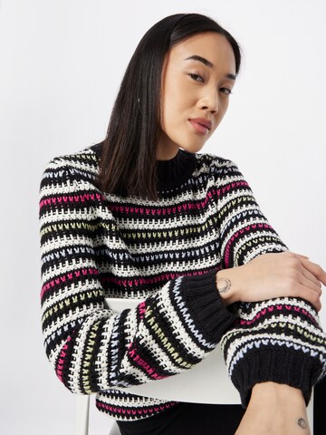 comma casual identity Sweater in Black