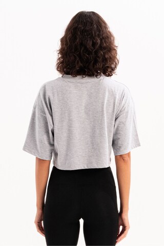 T-shirt Justever en gris