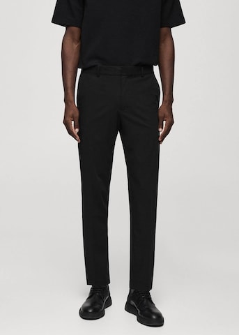 Coupe slim Pantalon 'Bologna' MANGO MAN en noir : devant