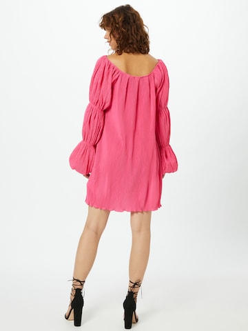 Missguided Kleid in Pink