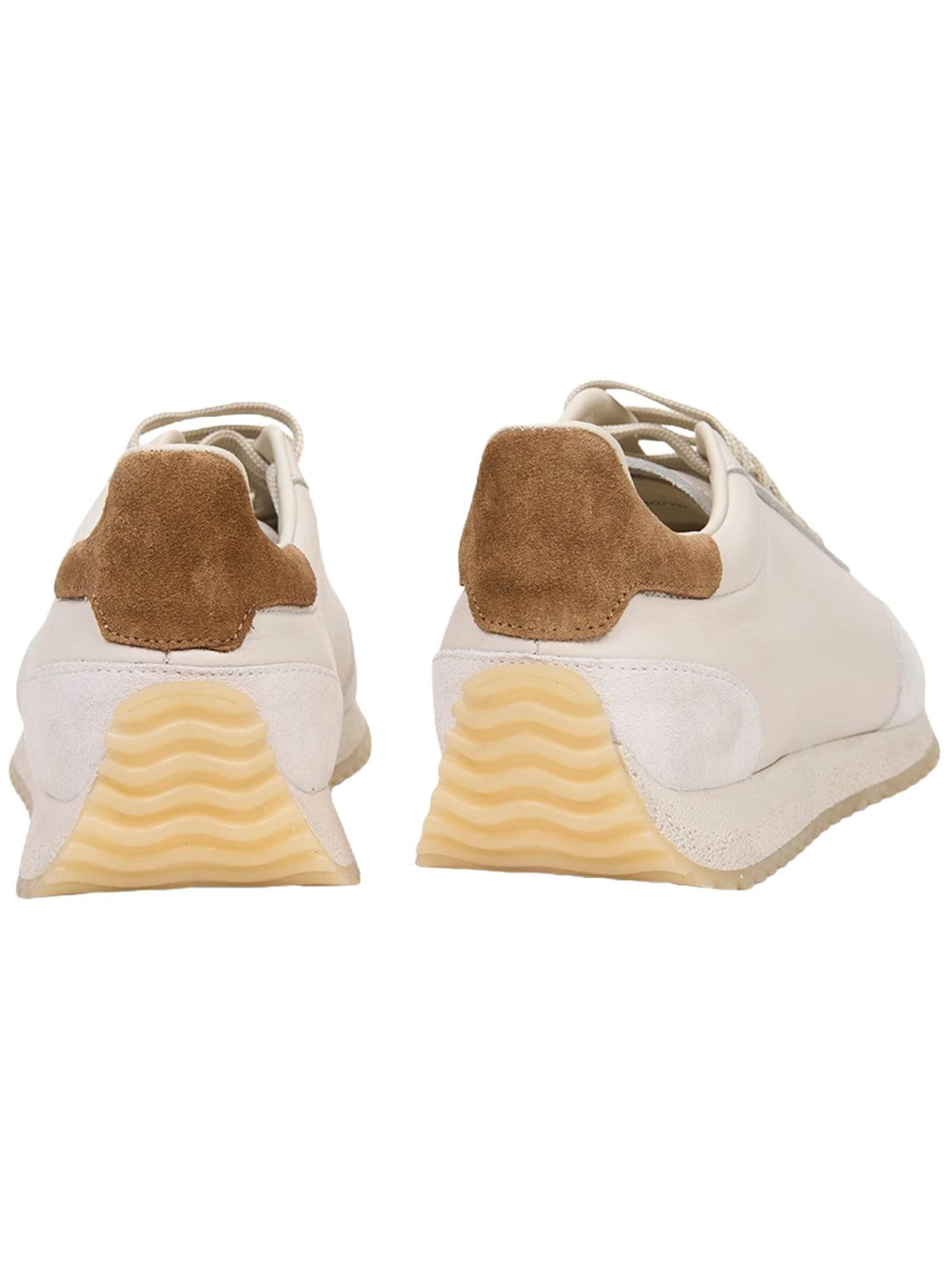 Desa - Zapatillas sin cordones 'Sneaker' en blanco