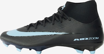 Ghete de fotbal de la NIKE pe negru: față