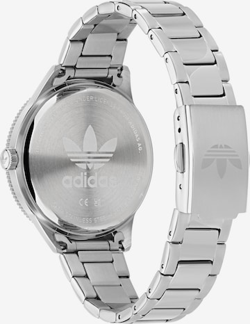 ADIDAS ORIGINALS Analoguhr 'Ao Fashion Edition Three Small' in Silber