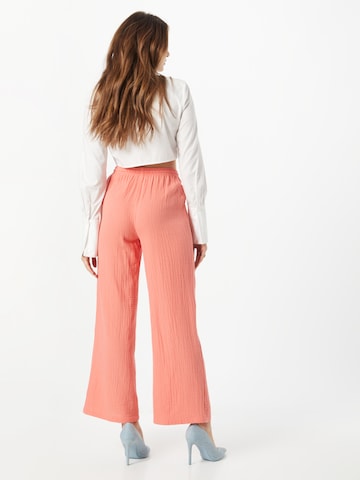 Wide leg Pantaloni 'Disa' di Gina Tricot in arancione
