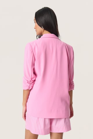 SOAKED IN LUXURY Blazer 'Shirley' in Pink