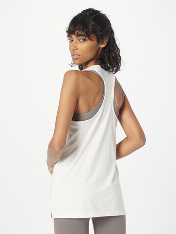 Haut de sport GUESS en blanc