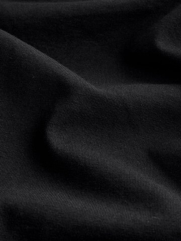 Next Top in Schwarz