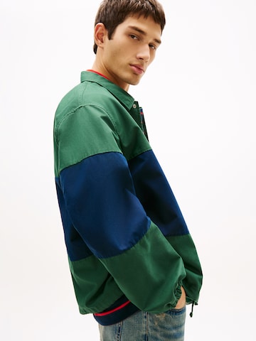 Tommy Jeans Átmeneti dzseki - zöld