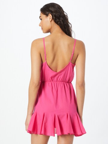Trendyol Letné šaty - ružová