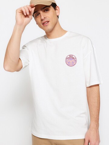 Trendyol T-shirt i beige
