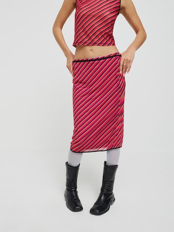 Bella x ABOUT YOU Skirt 'Thessa' in Pink: front