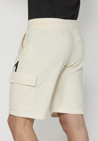 KOROSHI Regular Shorts in Weiß