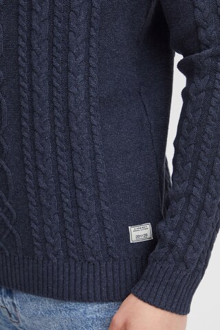 11 Project Pullover 'Jamal' in Blau