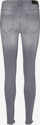 VERO MODA Skinny Jeans 'Hanna' in Grau