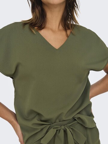 ONLY Shirt 'Nova' in Grün