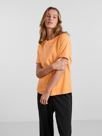 PIECES - Camiseta 'Ria' en naranja