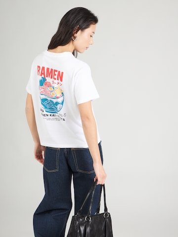 Kaotiko Koszulka 'RAMEN OSAKA' w kolorze biały: przód