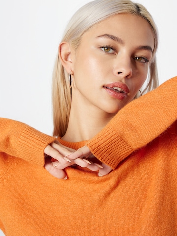 VILA Pullover in Orange