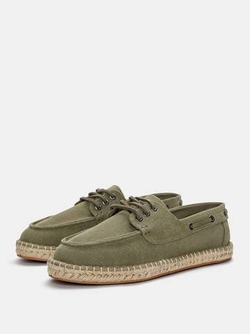 Pull&Bear Mokassin in Grün