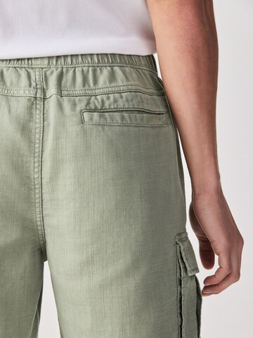 Regular Pantalon cargo Next en vert