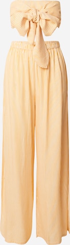 Completo pantalone di Nasty Gal in giallo: frontale