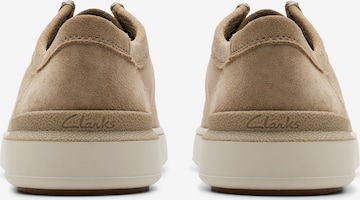 CLARKS - Mocassins 'Courtlite' em castanho