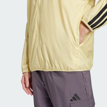 ADIDAS SPORTSWEAR Spordijope 'Essentials', värv kollane