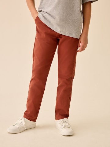 Next - regular Pantalón en marrón: frente