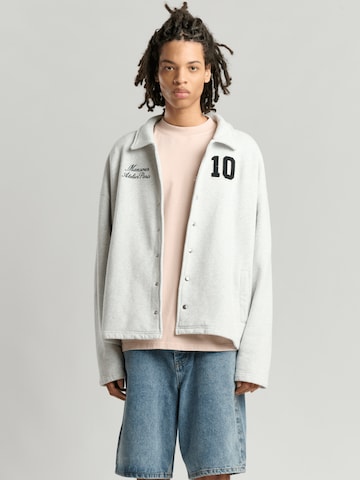 Mansour Fleecejacke in Grau: Vorderseite