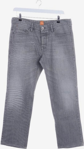 BOSS Jeans in 31-32 in Grey: front